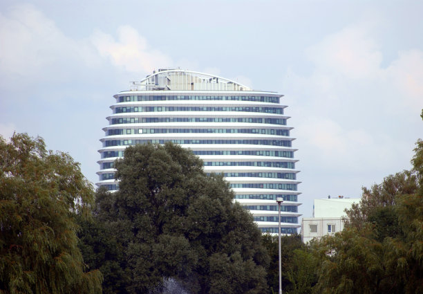 荷兰格罗宁根市的税务局图片下载