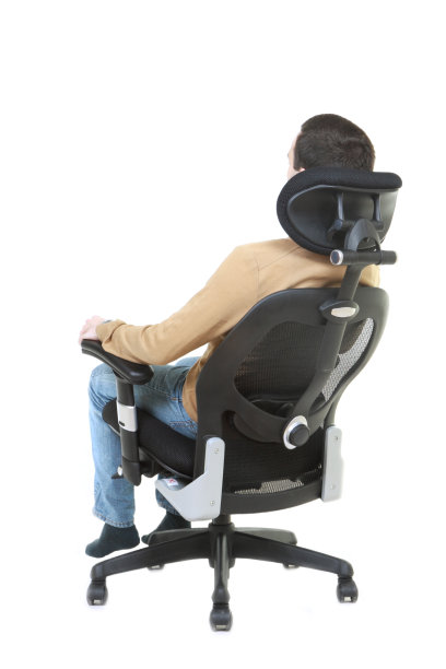 坐着看的人(系列)图片下载