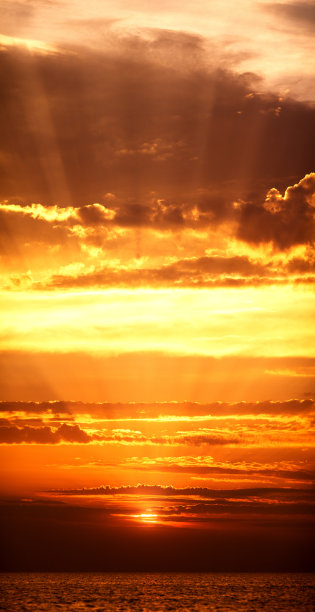 戏剧性的日落图片下载