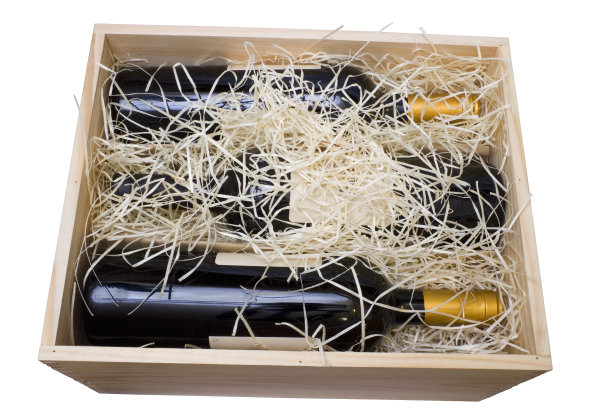 精品葡萄酒箱(带路径)图片下载