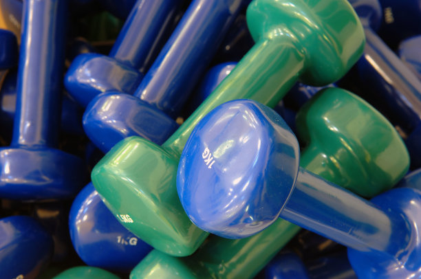 彩色的杠铃图片下载