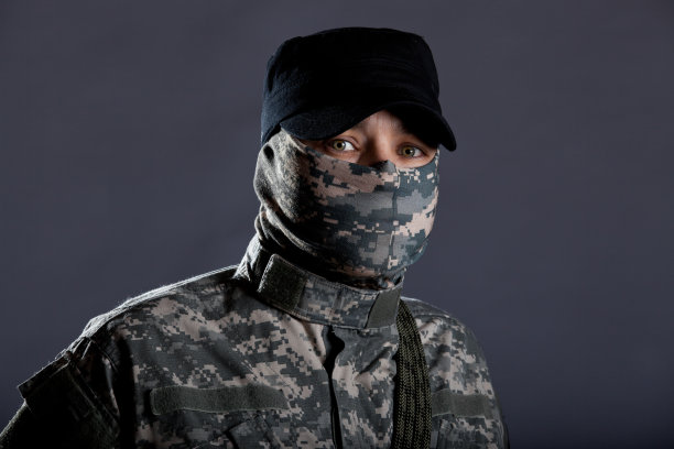 强烈的战术士兵图片下载