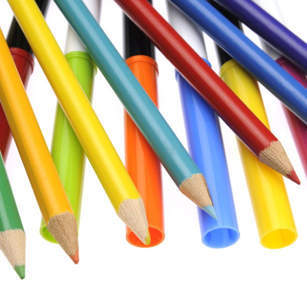 彩色铅笔和马克笔，回到学校用品图片下载