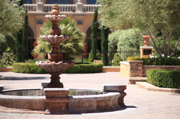 地中海式别墅喷泉图片下载