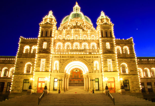 燃烧的大厦图片下载