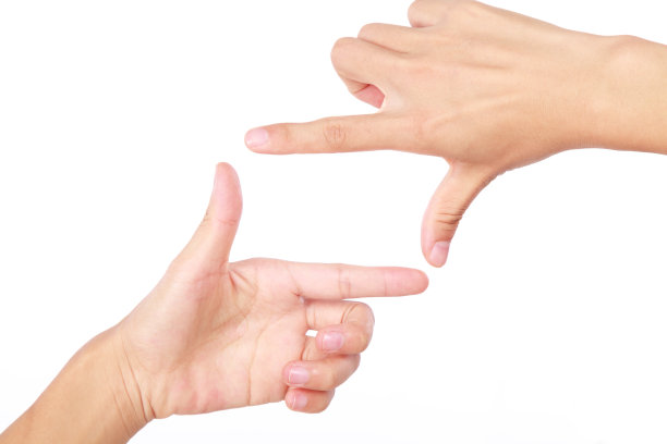 双手手指框架在白色背景图片下载