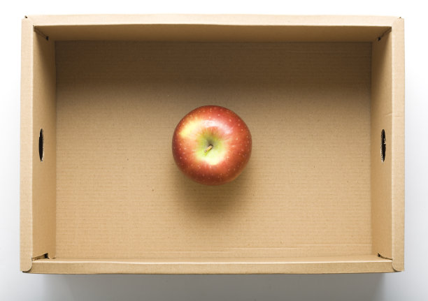 盒子里有一个苹果图片下载