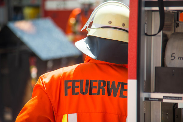 德国消防员在工作素材图片