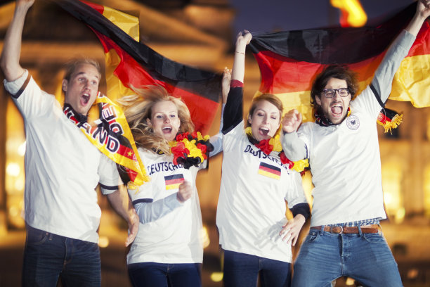 德国球迷欢呼雀跃图片下载