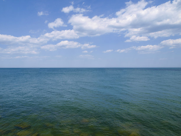 远眺大海素材图片