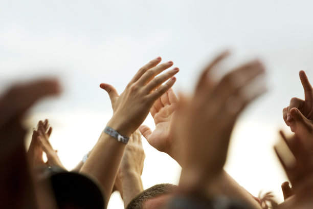 音乐会的手图片下载