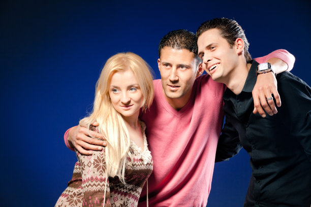 休闲的年轻人图片下载