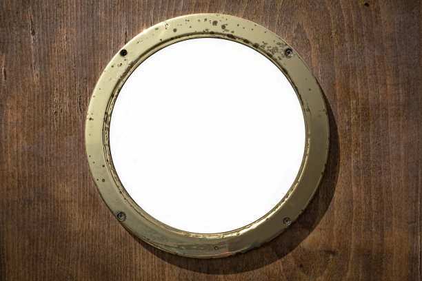 带有剪切路径的舷窗图片下载