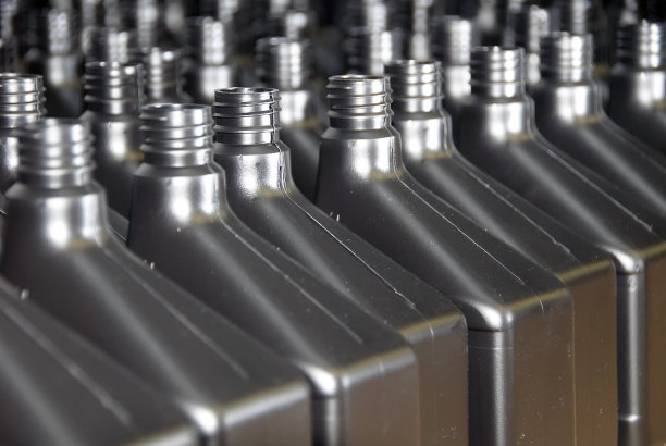 新的石油罐图片下载