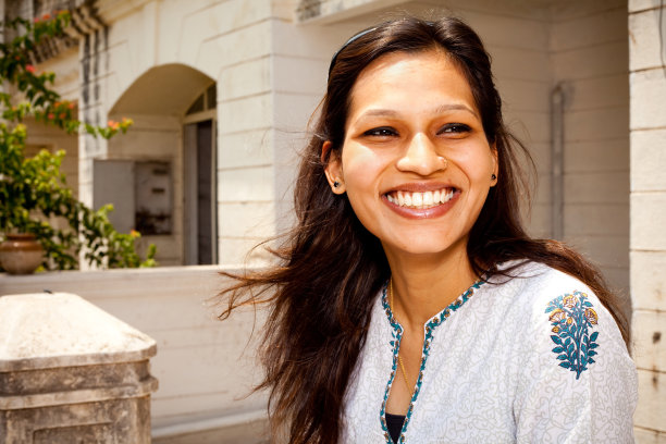 漂亮的印度女孩图片下载