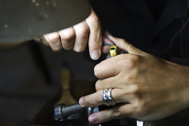 做珠宝图片下载