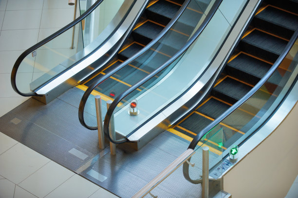 购物中心自动扶梯图片下载