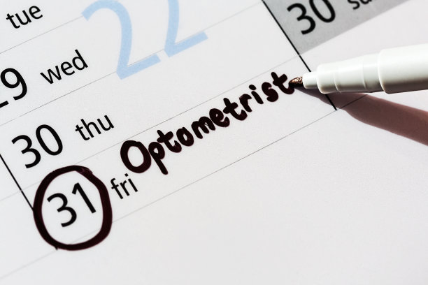 验光师提醒在日历上星期五图片下载