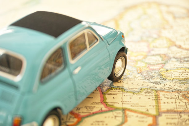 汽车在地图图片下载