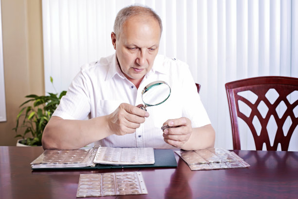 硬币收藏爱好图片下载