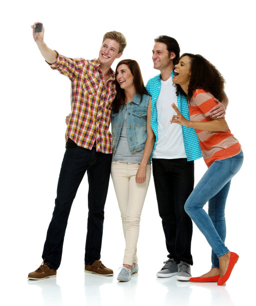 四个人在自拍图片下载