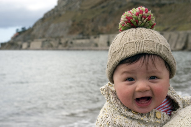 宝宝在海边，很棒的表情图片下载