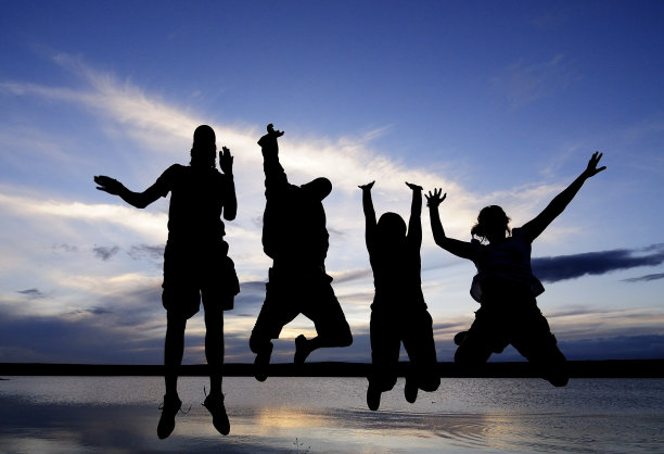 欢呼雀跃图片下载