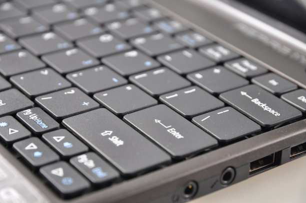 笔记本电脑图片下载