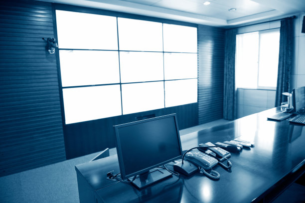 现代化工厂控制室图片下载