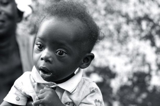 非洲的孩子图片下载