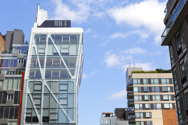 生活工作的阁楼图片下载