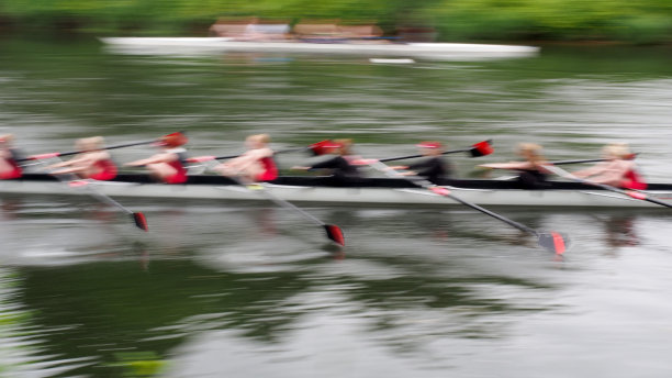 八人赛艇队，动态模糊图片下载