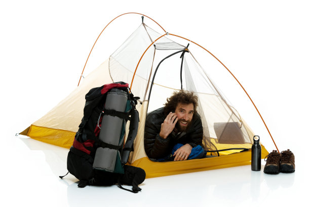 躺在帐篷里打电话图片下载