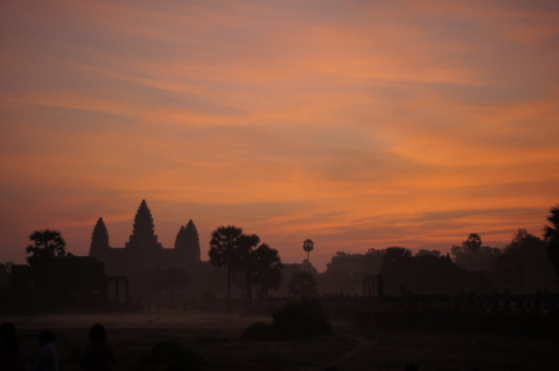 吴哥窟的日出图片下载