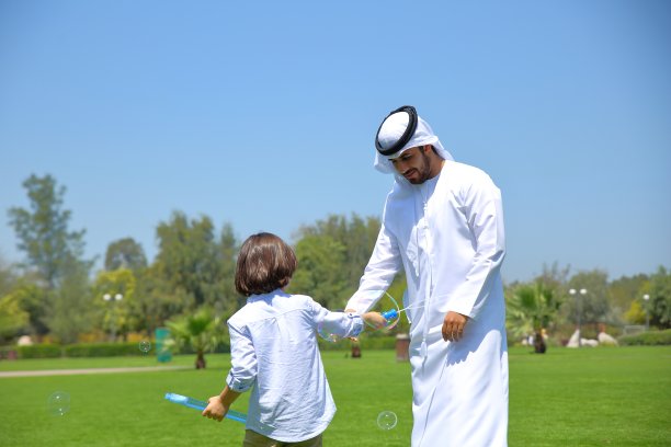 父亲和儿子图片下载