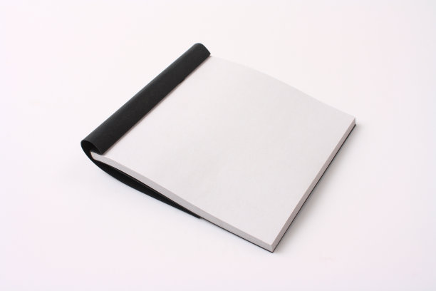 白色背景的笔记本图片下载