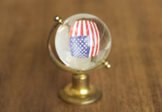 美国国旗和美国环球报图片下载