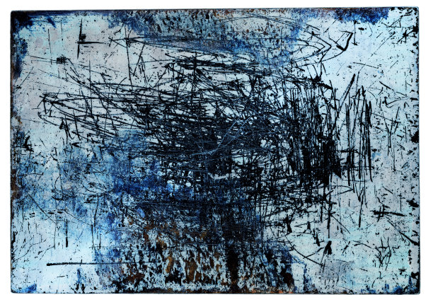 损坏的金属背景为蓝色图片下载