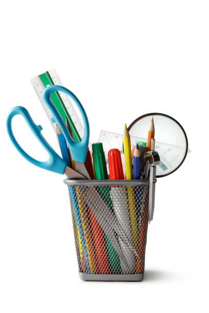 办公室:带内容的铅笔盒素材图片