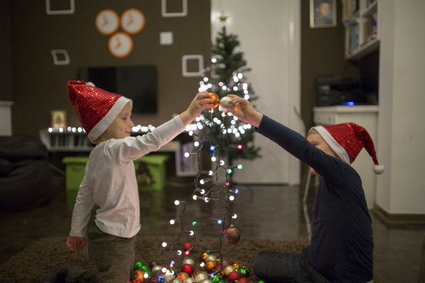 为派对做准备素材图片