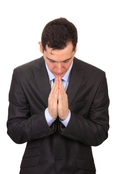 姿态平和的年轻商人图片下载