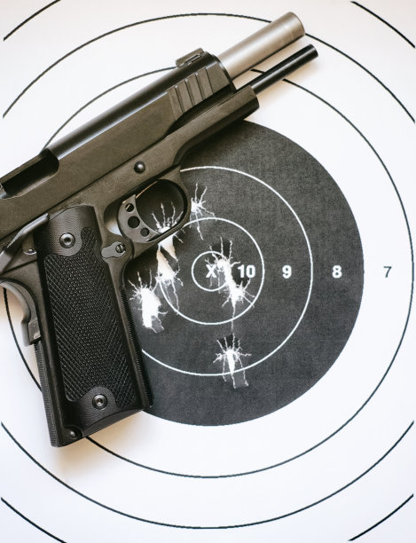手枪和目标图片下载