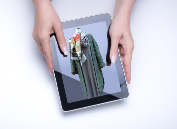 展示一套绿色的冬装图片下载