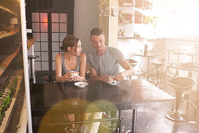 咖啡和爱情是完美的结合图片下载