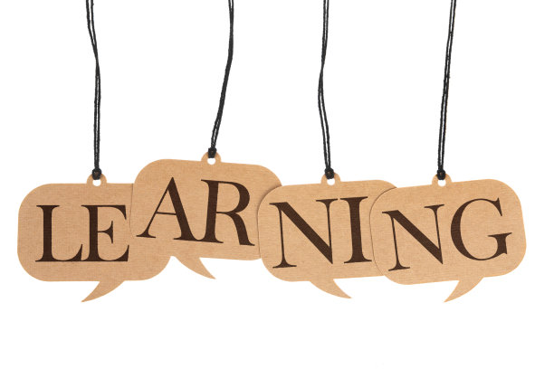 学习-纸板语音气泡标签在白色背景图片下载