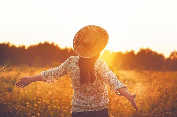 在大自然中放松图片下载