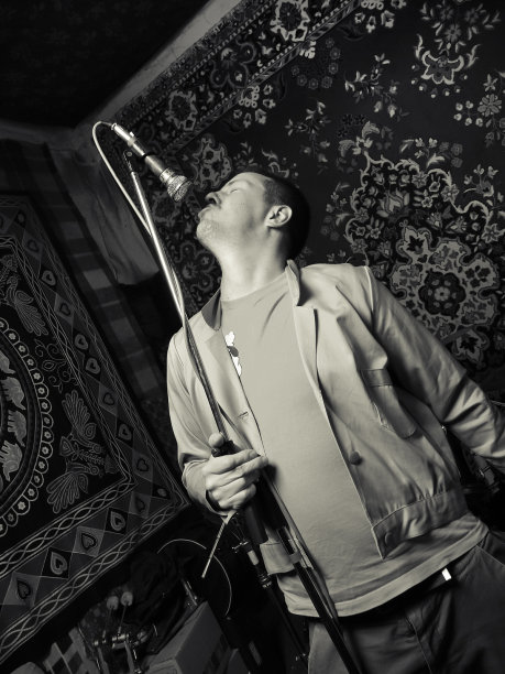 摇滚歌手图片下载