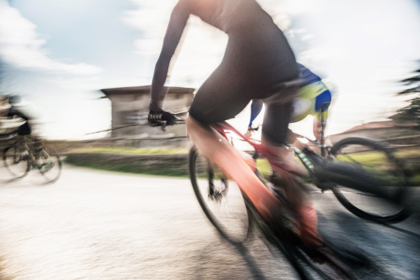 山地自行车比赛图片下载