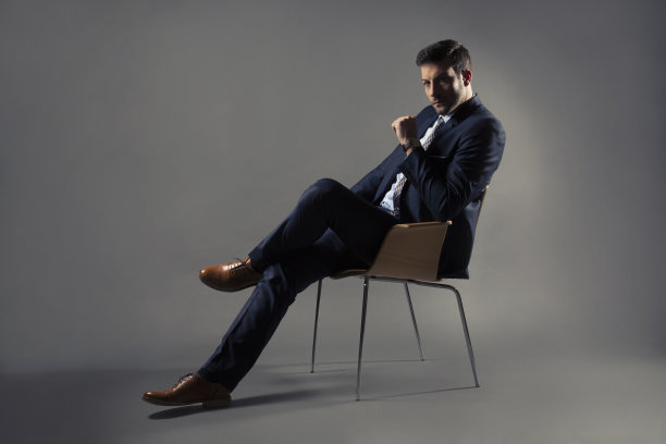 他是个有风度的人图片下载