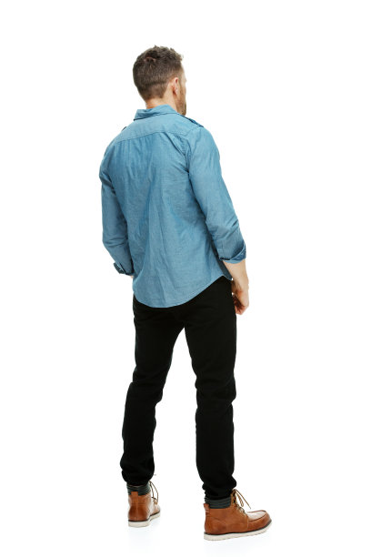 时尚男子的后视图看向别处图片下载